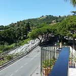 Copacabana Vista Mare E Parking *