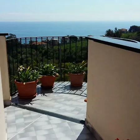 Copacabana Vista Mare E Parking * San Remo